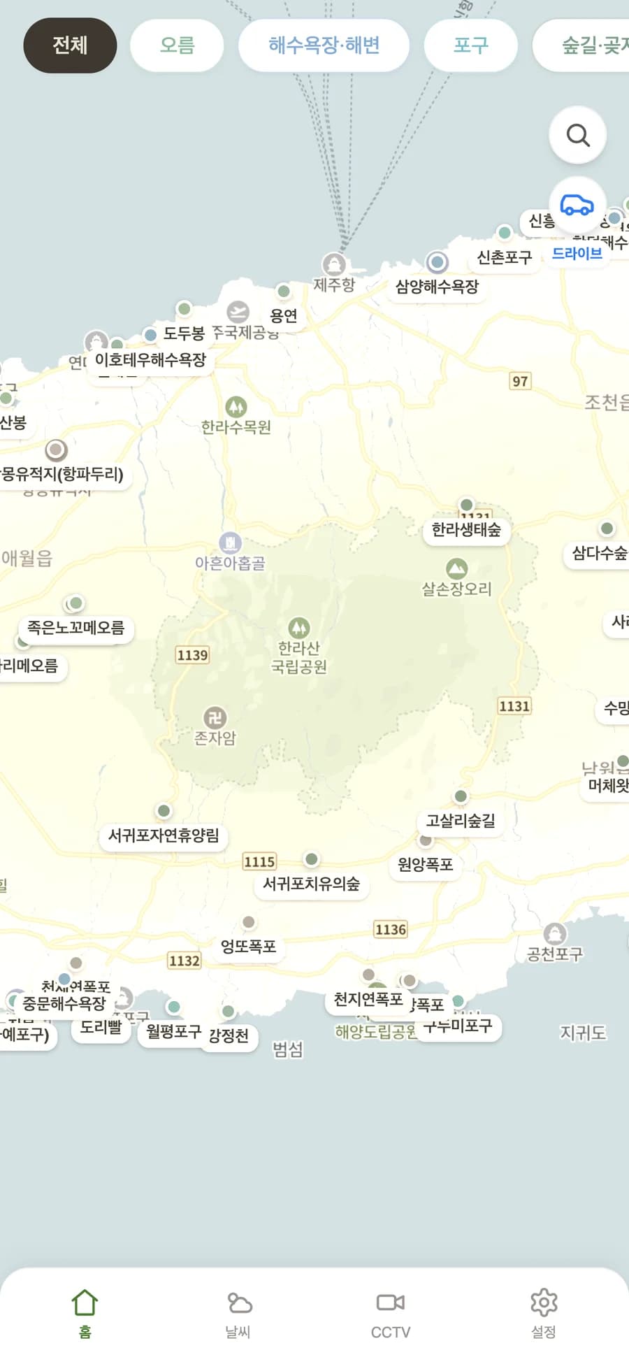 탐라여지도 지도 화면. 전체, 오름, 해수욕장과 해변, 포구, 숲길과 곶자왈 카테고리 칩. 한라산 주변으로 족은노꼬메오름, 이호테우해수욕장, 월평포구, 서귀포자연휴양림 등 스팟 핀